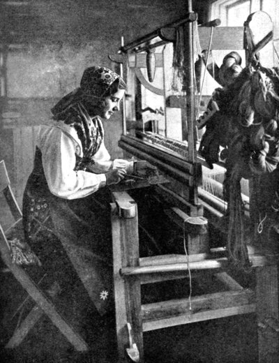 Frau an einem Webstuhl, Schweden, 1936 von Unbekannt