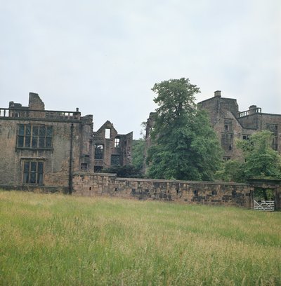 Die Ruinen von Old Hardwick Hall von Unbekannt Unbekannt