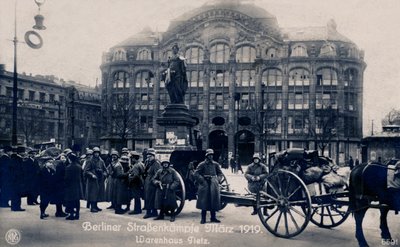 Straßenschlachten in Berlin, März 1919 von Unbekannter Künstler