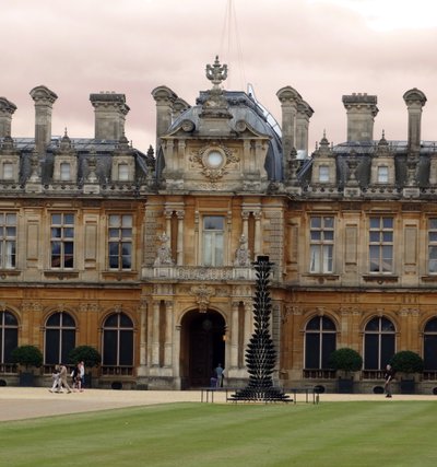 Außenansicht von Waddesdon Manor von Lancelot Volders