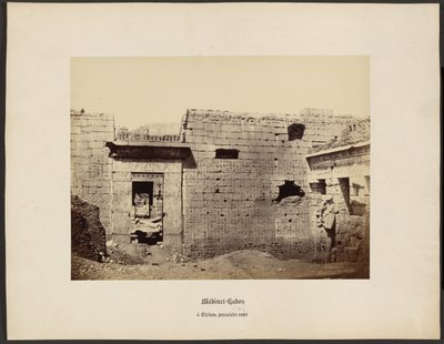 Medinet-Habou, Theben, erster Hof von Wilhelm Hammerschmidt