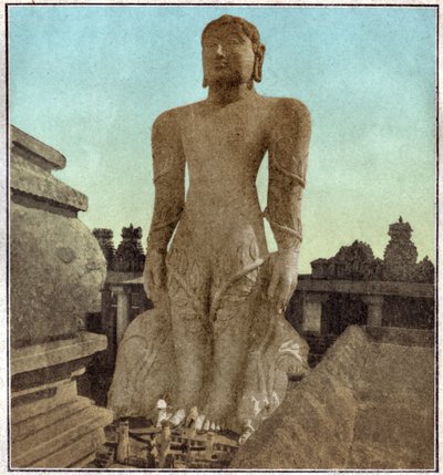 Statue von Bahubali von . .