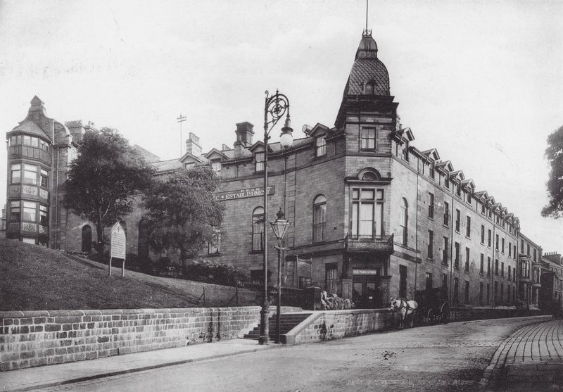 Buxton: Peak Hydropathic von (after) English photographer