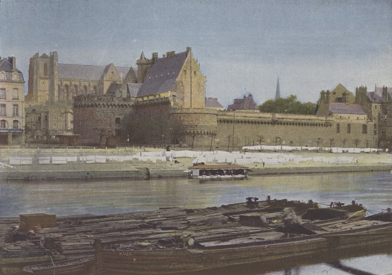 Nantes, Das Schloss von (after) French Photographer