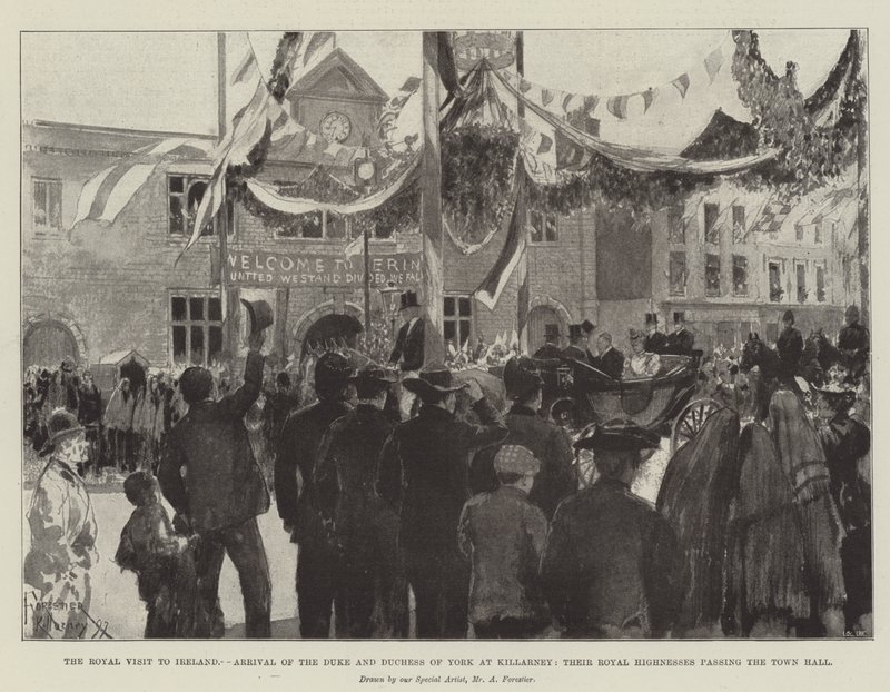 Der königliche Besuch in Irland, Ankunft des Herzogs und der Herzogin von York in Killarney, Ihre Königlichen Hoheiten passieren das Rathaus von Amedee Forestier