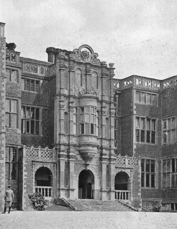 Die Eingangshalle von Charles Latham
