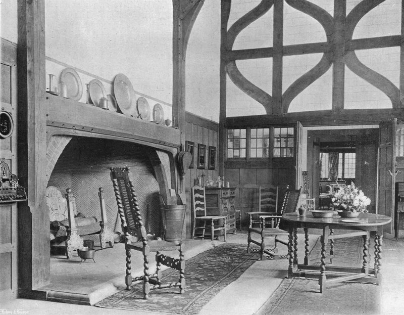 Der Kamin in der Halle von Charles Latham