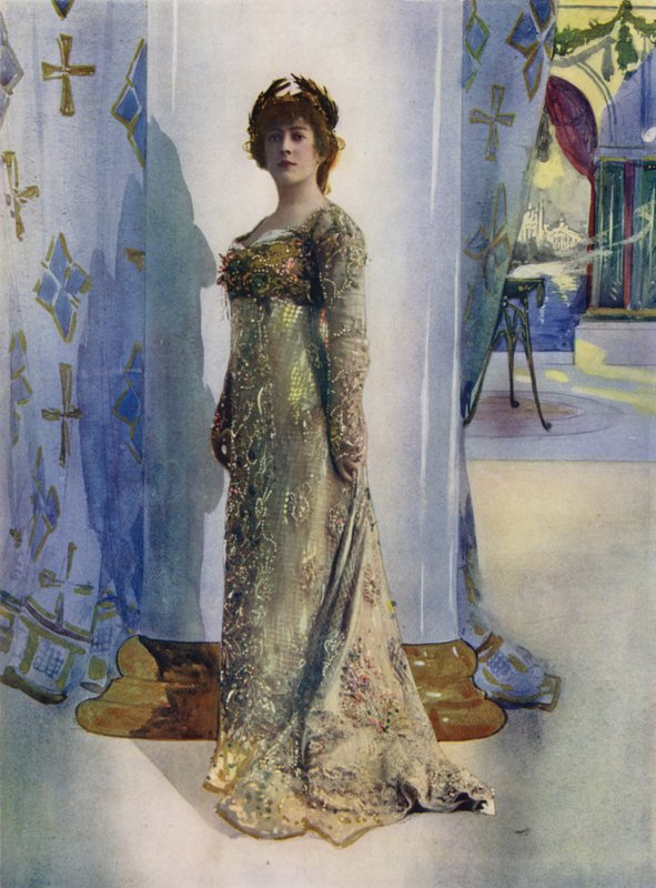 Madame Jane Hading in Plus Que Reine von English Photographer