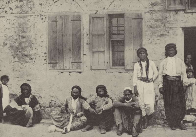 Fischer beim Netzeflicken, Tiberias von English Photographer