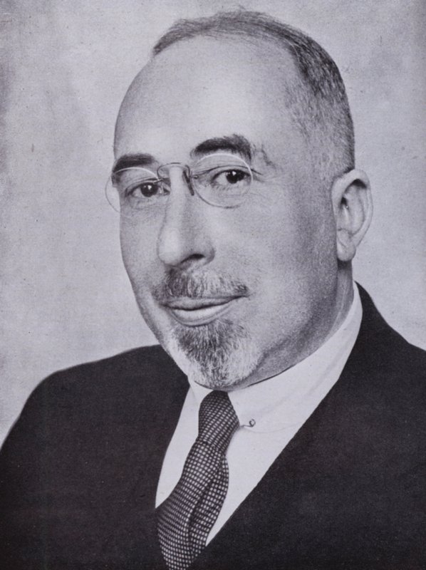 Frank Swinnerton (Schwarz-Weiß-Foto) von English Photographer
