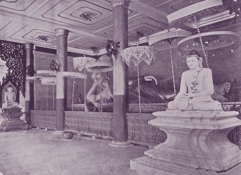 Innerhalb der Pagode, Rangoon von English Photographer