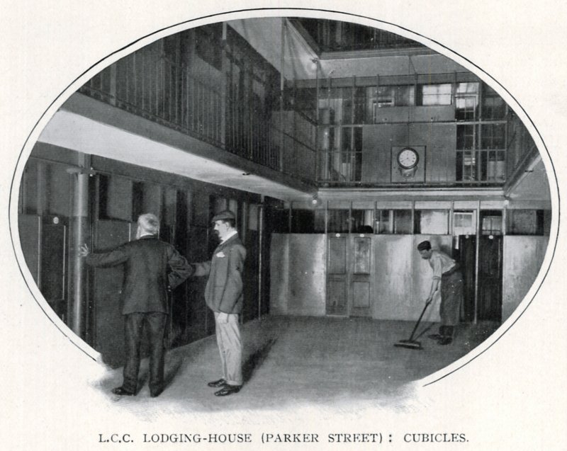 L.C.C. Obdachlosenheim: Kabinen von English Photographer