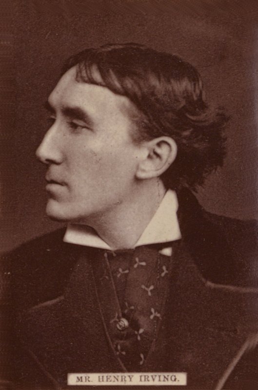 Mr. Henry Irving von English Photographer