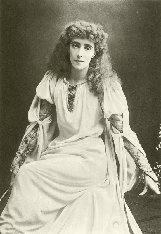 Mrs Beerbohm Tree als Ophelia (Gravur) von English Photographer