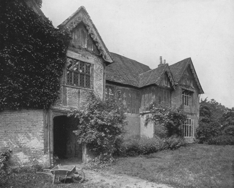 Ockwells Manor (s/w Foto) von English Photographer