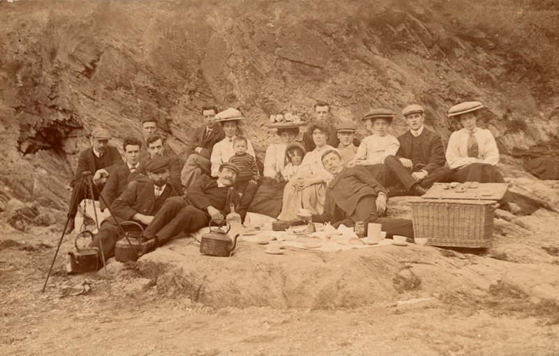 Picknick-Tee am Strand von English Photographer