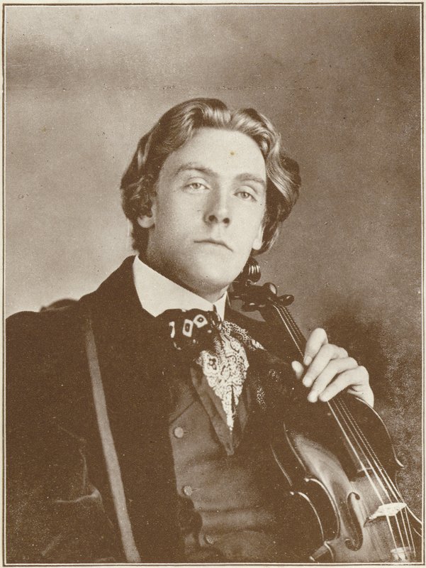 Porträt von Ernest Newlandsmith von English Photographer