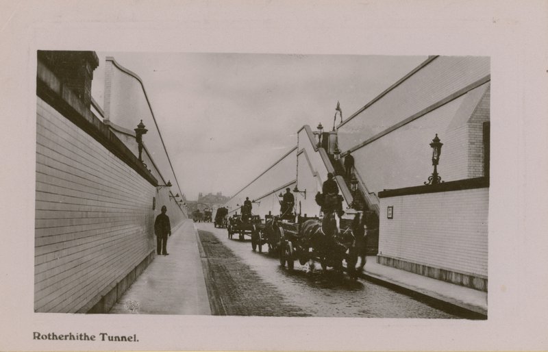 Rotherhithe Tunnel von English Photographer