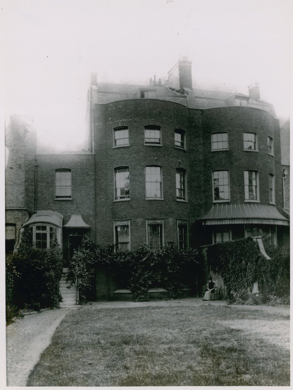 The Paragon, New Kent Road von English Photographer