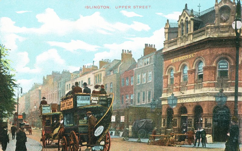Upper Street in Islington von English Photographer