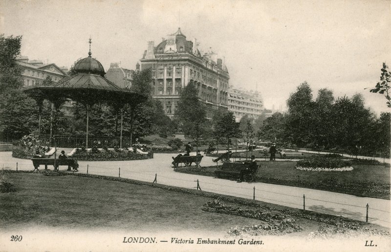 Victoria Embankment Gardens, London von English Photographer