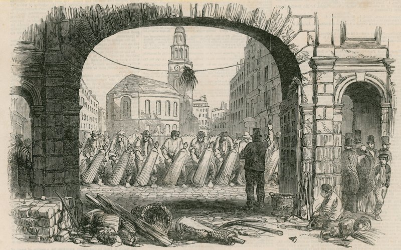 Neupflasterung des Strandes, London von English School