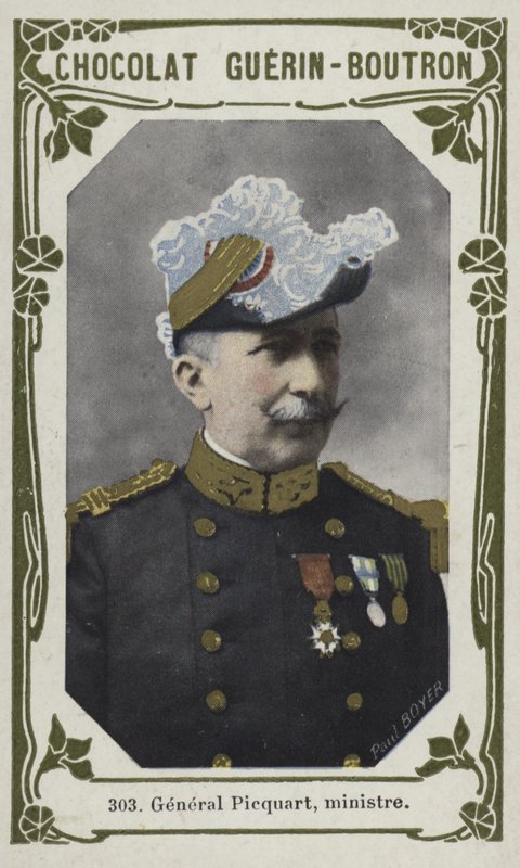 General Picquart, Minister von French School