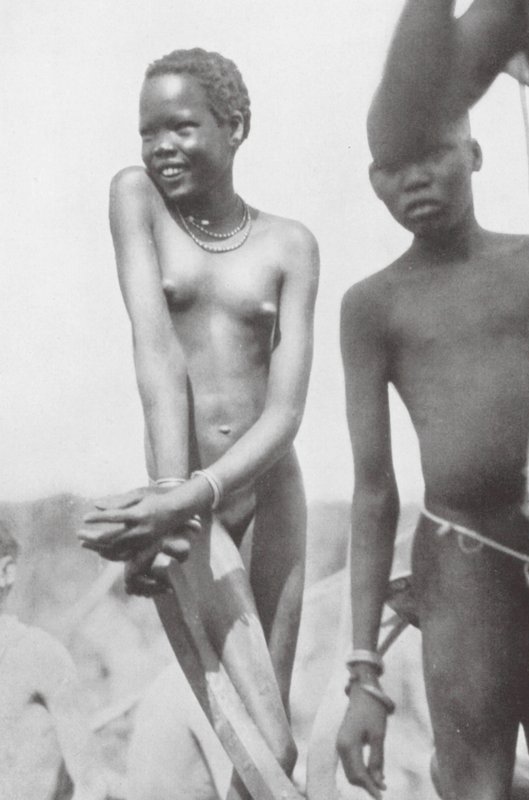 Nuer, Mädchen und Junge von Hugo Adolf Bernatzik