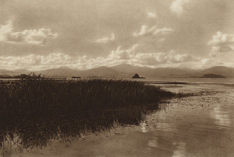 Mexiko: Laguna de Patzcuaro von Hugo Brehme