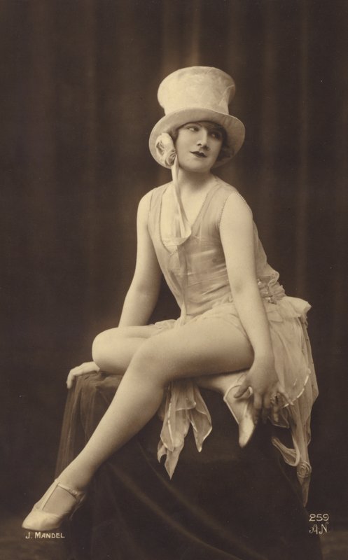 Transfrau von Julian Mandel