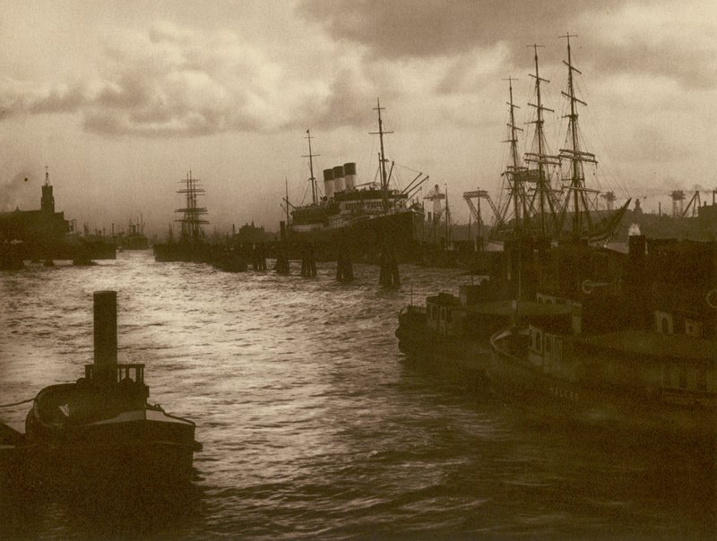 Im Hamburger Hafen von Kurt Hielscher