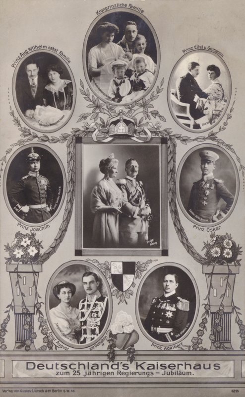 Deutschlands Kaiserhaus (s/w Foto) von Photographer German