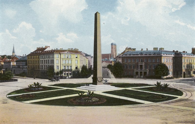 München: Karolinenplatz von Photographer German