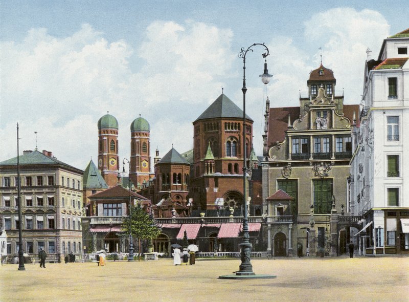 München: Künstlerhaus am Lenbachplatz von Photographer German