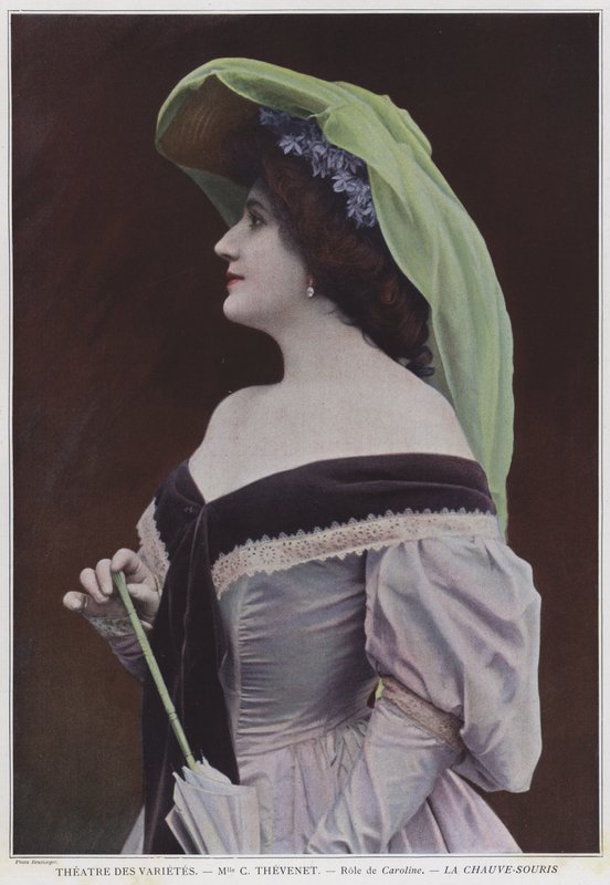 Mademoiselle Thevenet als Caroline in La Chauve-Souris von Reutlinger Studio